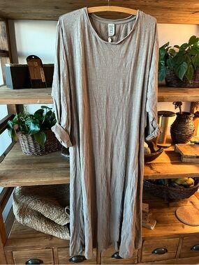 ♥️ Magnolia Pearl Viggo Tee Dress